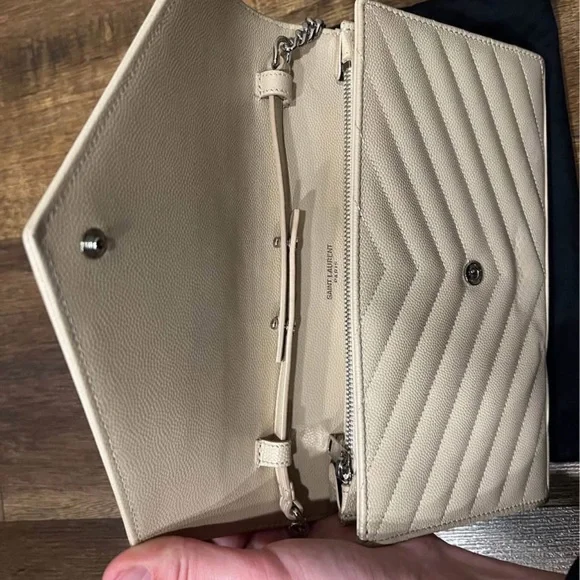 YSL Beige Quilted Leather Chain Wallet - Picture 2 of 5